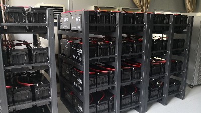 昆明云茂為昆明醫學院圖書館定制的UPS蓄電池架交付使用